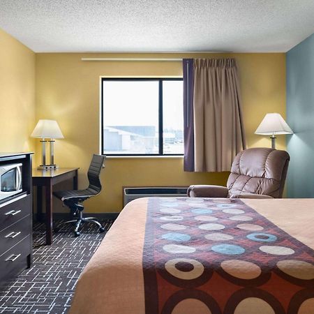 Super 8 By Wyndham Dyersville Exteriér fotografie