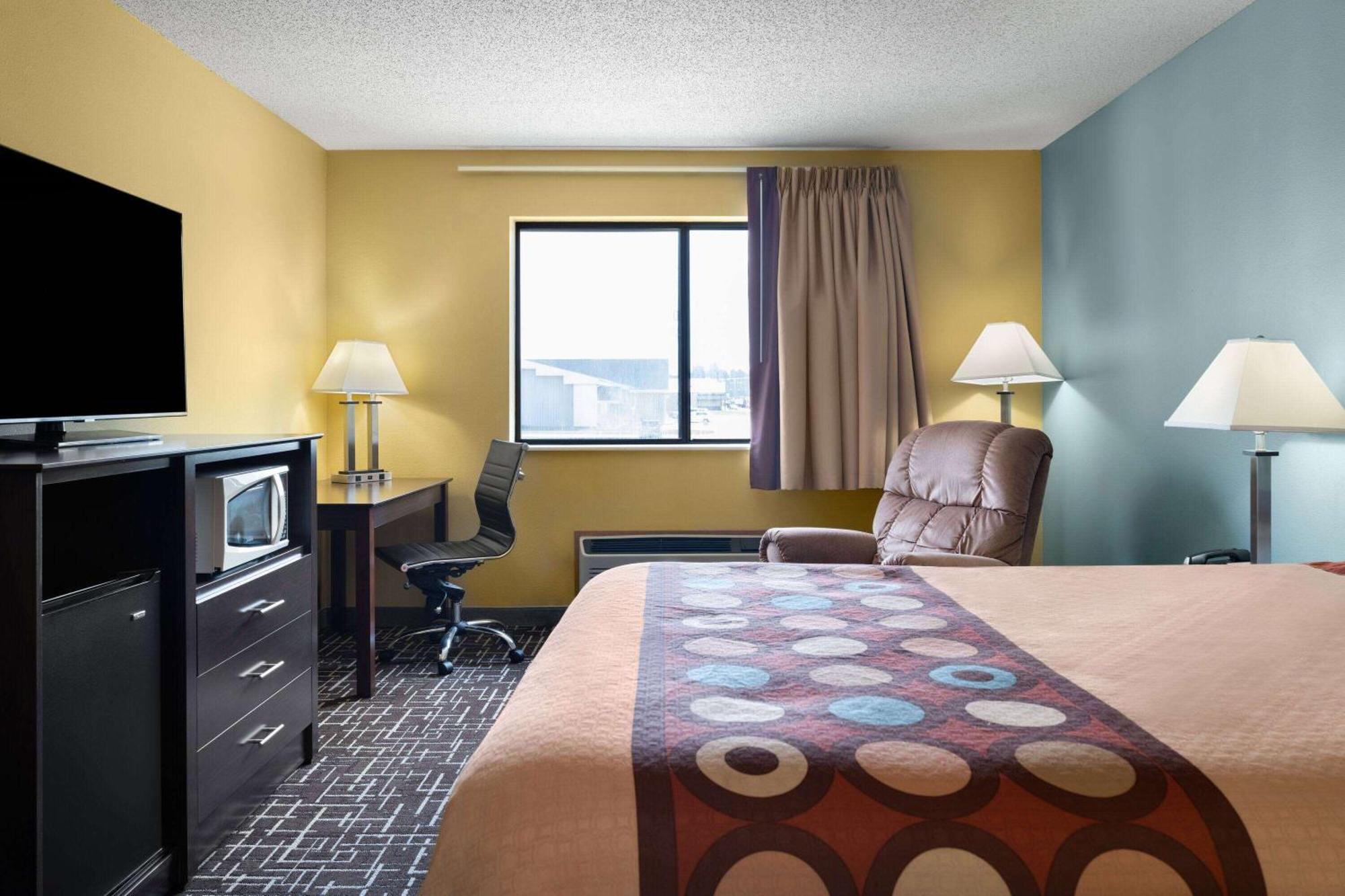 Super 8 By Wyndham Dyersville Exteriér fotografie